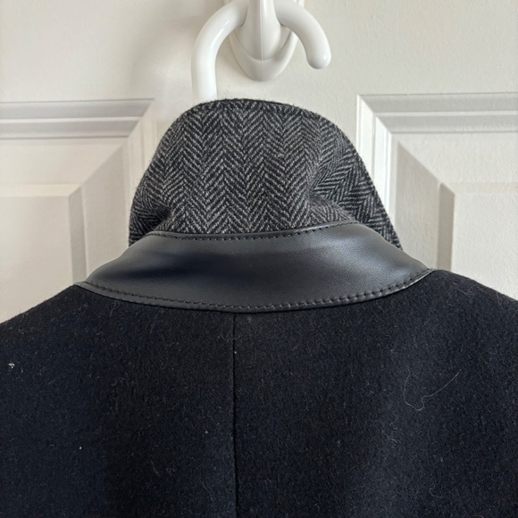 Express Men's Black Wool Coat - Picture 5 of 7